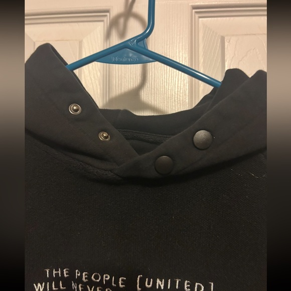 PaliRoots Black Never Defeated Women👩🏻Hoodie Sz M - Picture 4 of 6